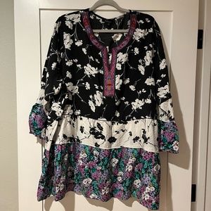 Calessa Embroidered Floral Tunic